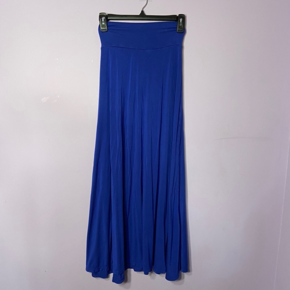 Maxi Skirt/Sleeveless Dress